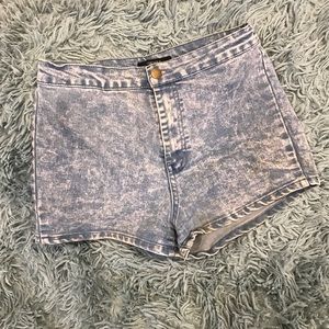 Form-fitting Acid Wash High Waisted Shorts